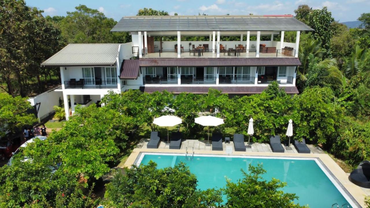 Atteriya Sigiriya Hotel Exterior photo